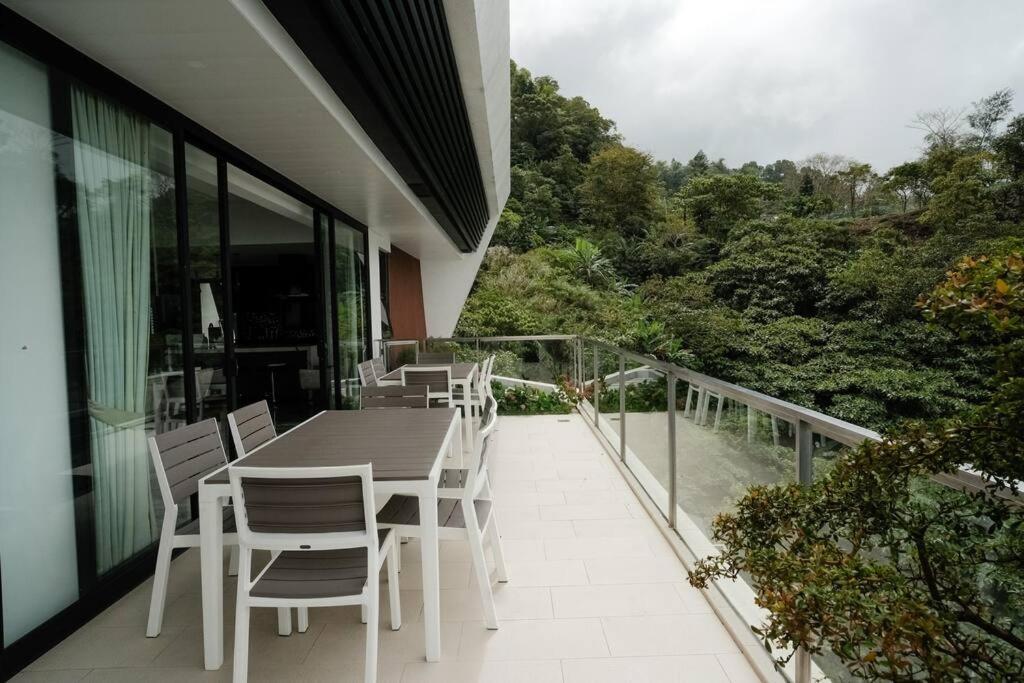 Ikigai Luxury Nature Lounge W/ Mountain View Villa Balamban Exterior photo